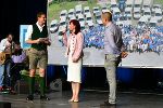 Moderator Horst Pachler mit Reinigung und Service Teamleiterin Dana Sladek