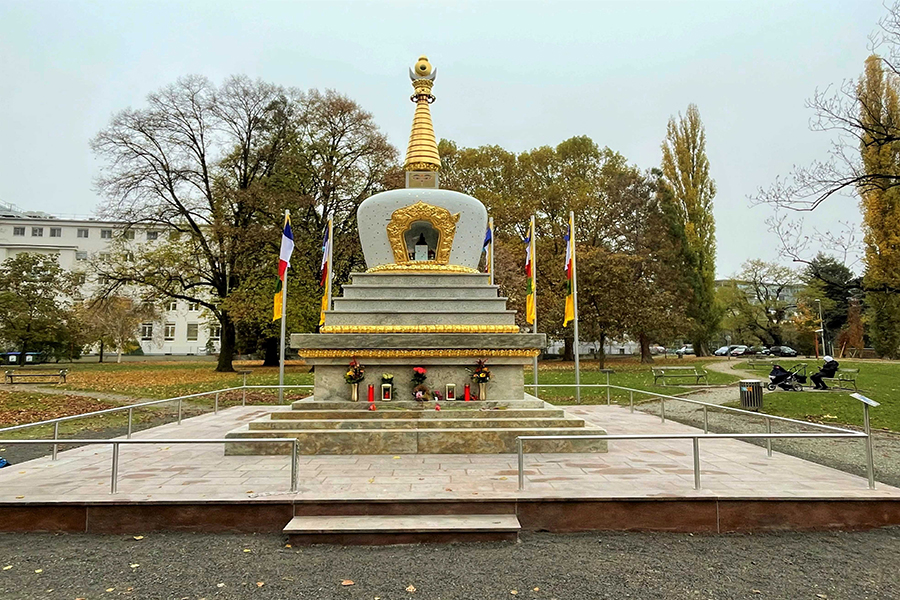 fertig sanierte Stupa