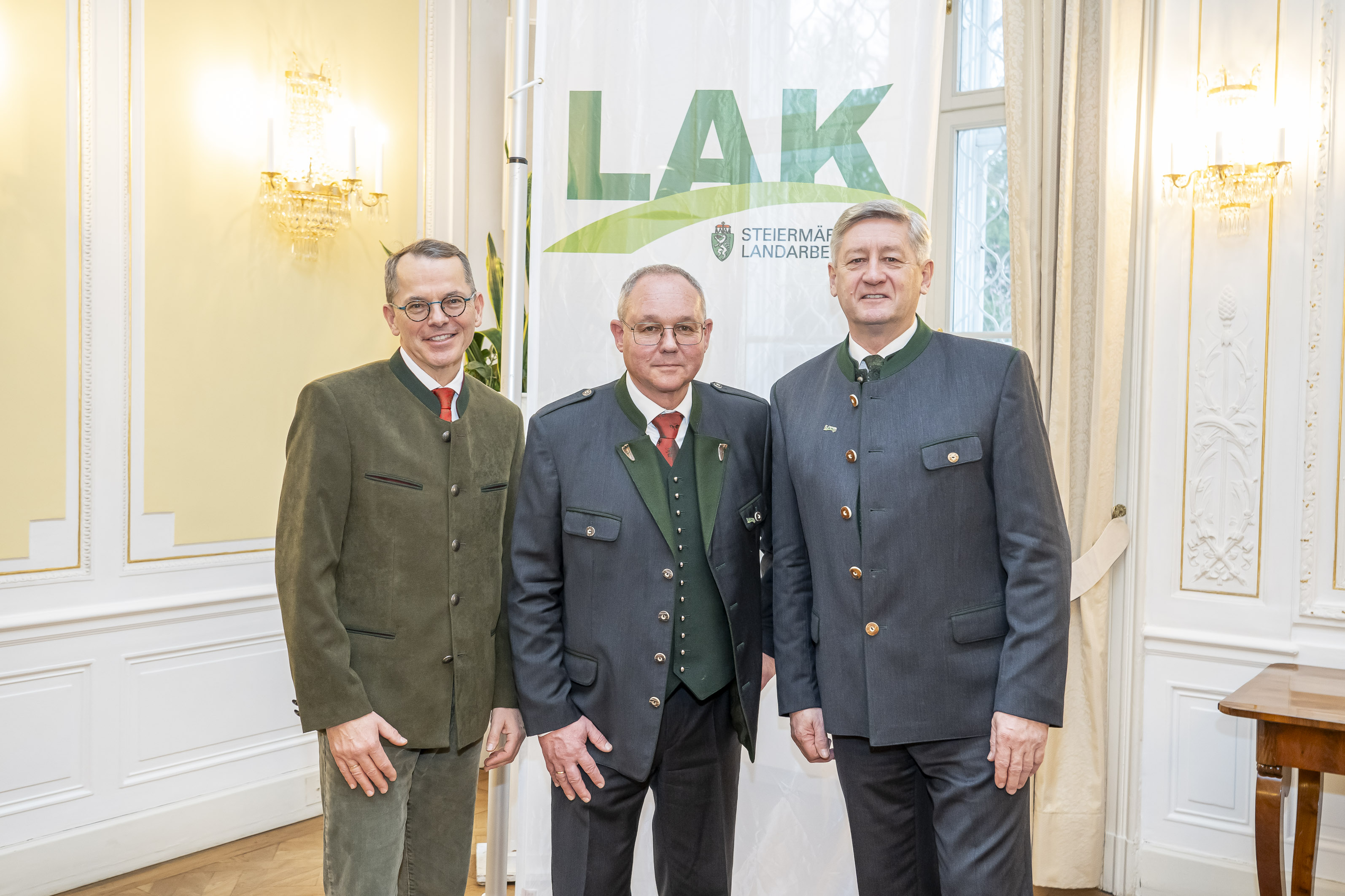 GBG-Geschäftsführer Mag. Günter Hirner, M.Eng., Teamleiter Team Forst Oberförstner Ing. Peter Bedenk & Ing. Eduard Zentner 