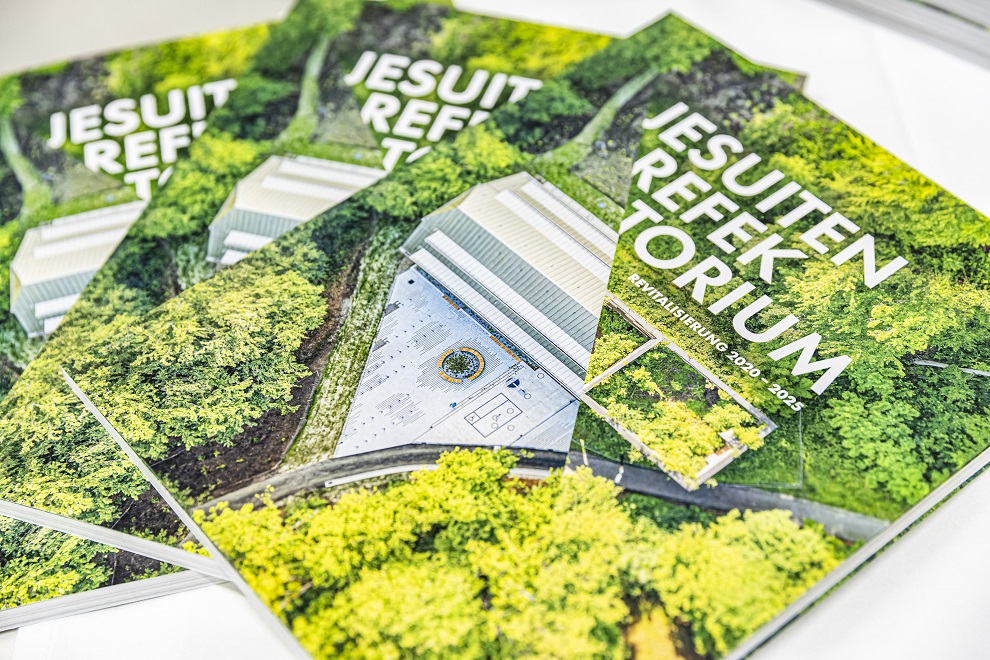 Festschrift "Jesuitenrefektorium" © Foto Fischer Festschrift "Jesuitenrefektorium"
